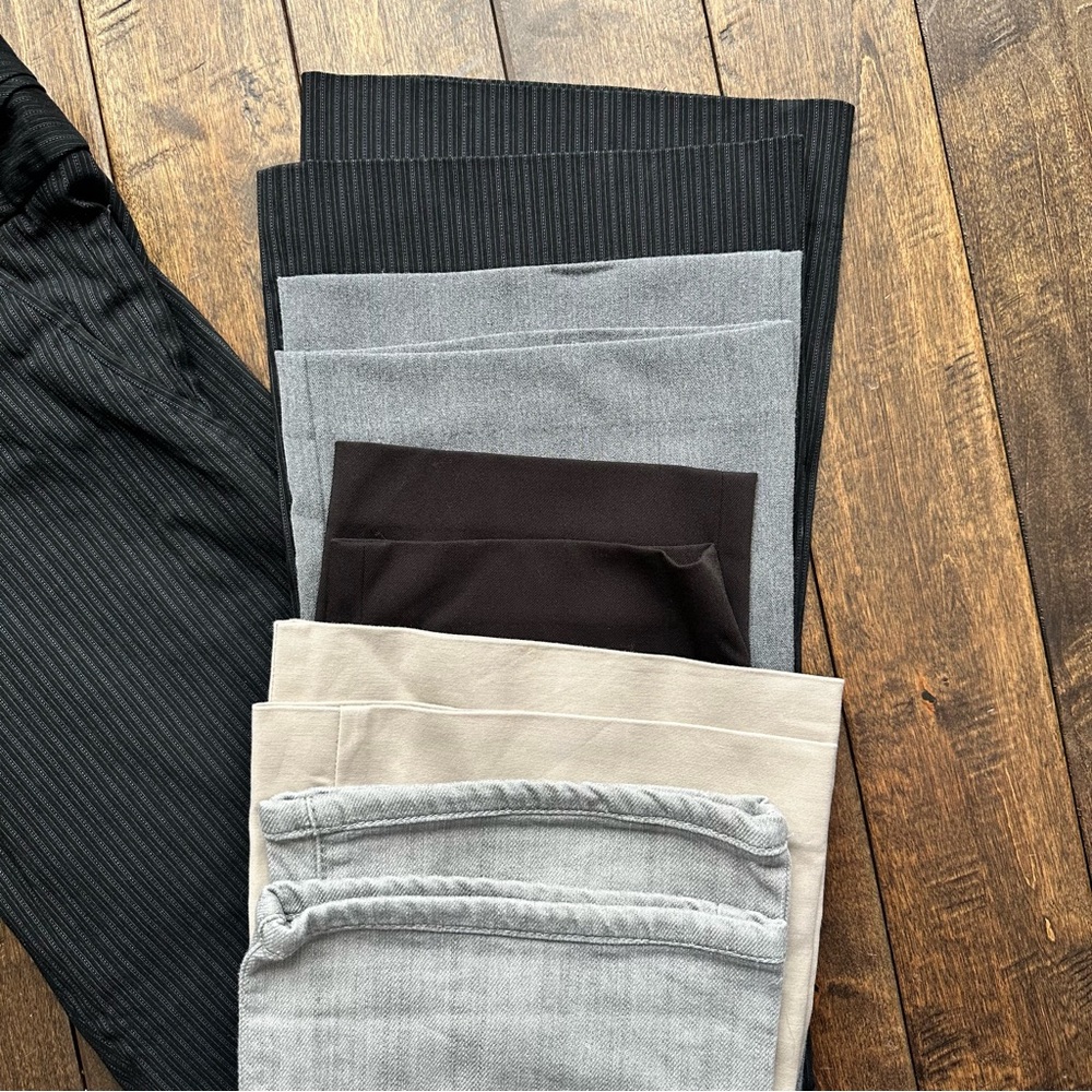 🌟SOLD🌟Bundle of 5 Women's Pants Collection - Picture 2 of 16